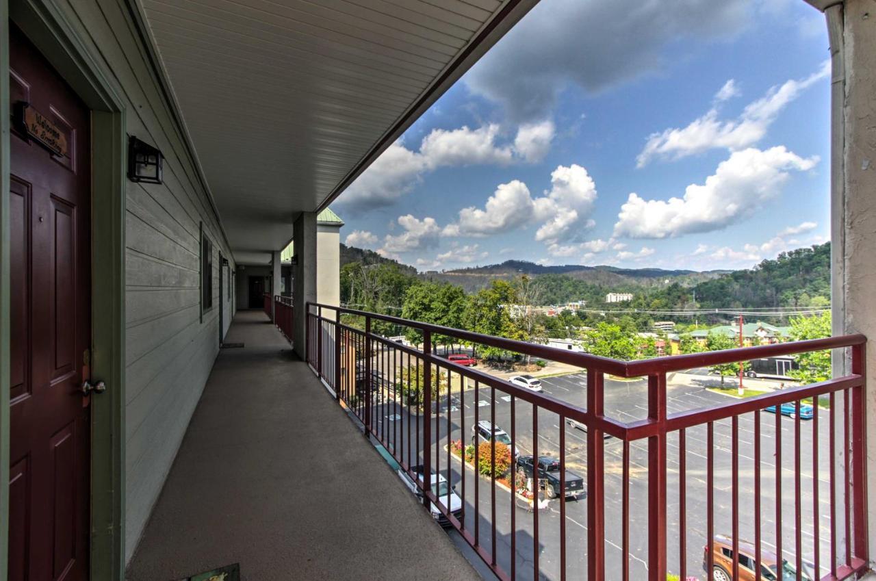 Gatlinburg Mountain Penthouse With Private Terrace! Appartamento Esterno foto